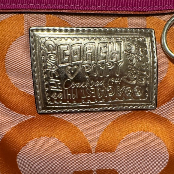 Coach - Orange Poppy Tote - Optic C Print - EUC With two Hangtags - CLEAN - Picture 3 of 14